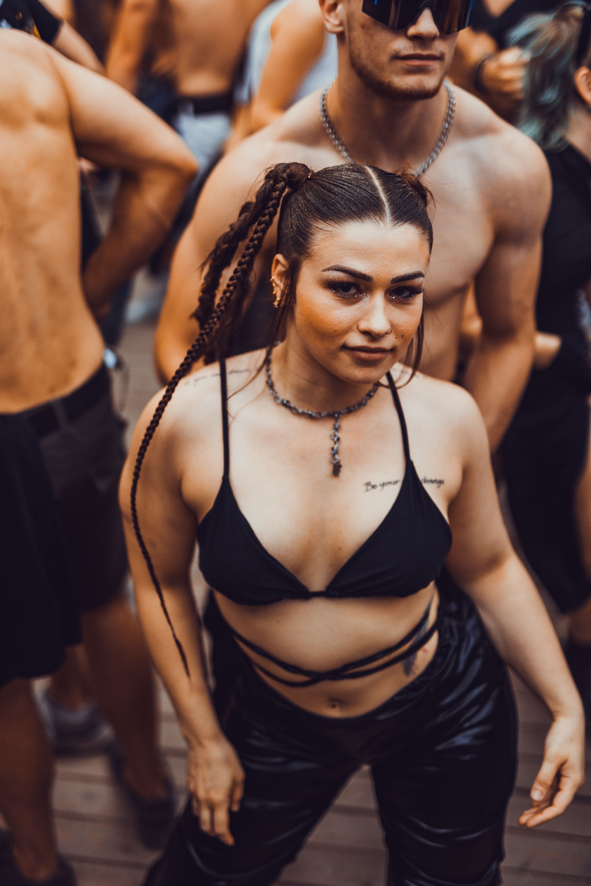 Loading... just a sec